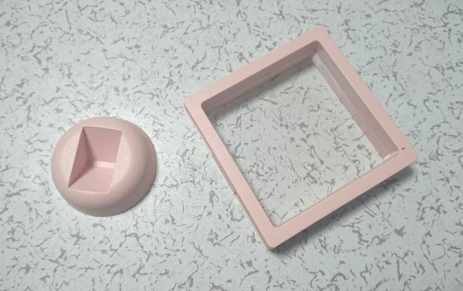 1pc Minimalist Photo Frame (Pink)