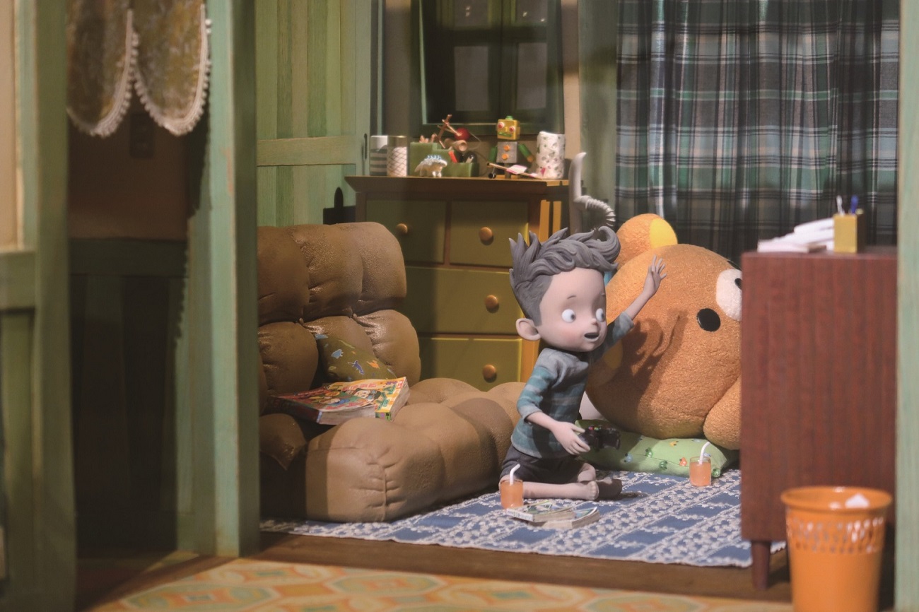 「Netflixオリジナルシリーズ「リラックマとカオルさん展」撮影に使用した本物の人形やセット