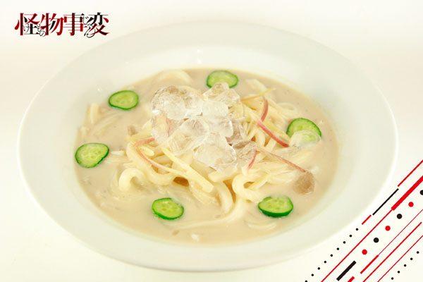 「TOWER RECORDS CAFE × 怪物事変」クラッシュアイス入り冷や汁うどん