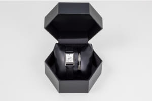 「文豪ストレイドッグス」×「EMooooN」ブレスレット付き腕時計　芥川龍之介モデル　専用BOX