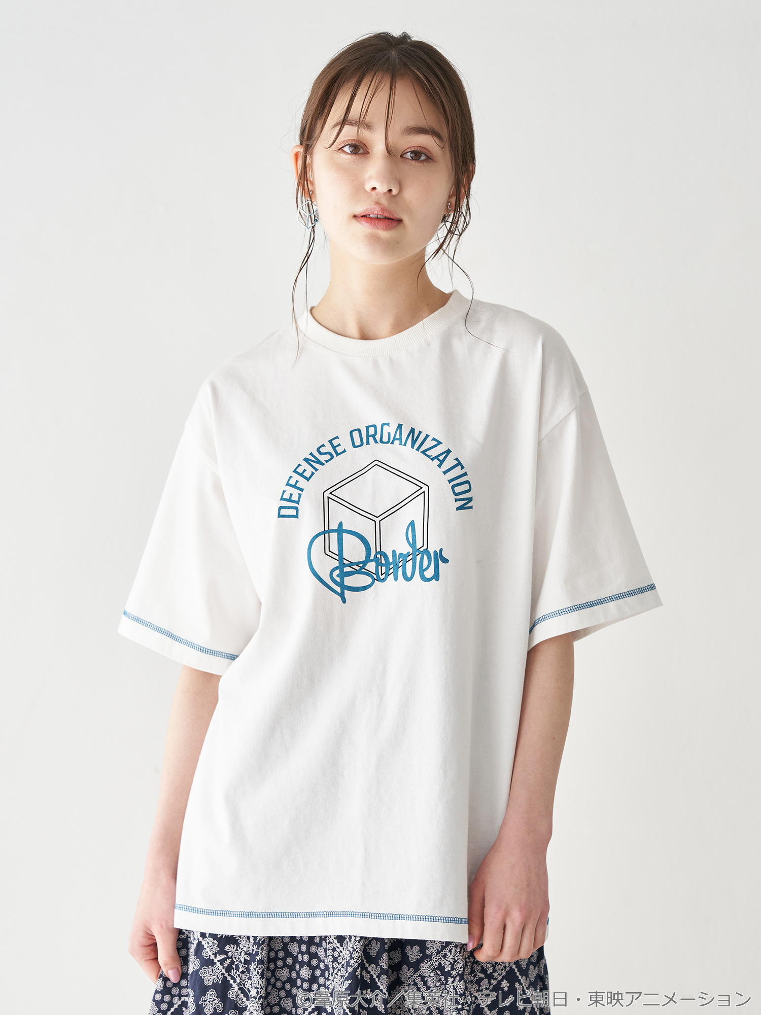 earth music&ecology Japan Label ×「ワールドトリガー」カラーステッチTシャツ