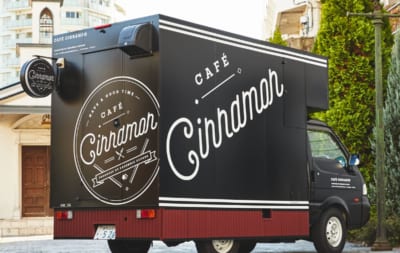 「CAFE CINNAMON（カフェ シナモン）」キッチンカーイメージ