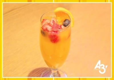 「A3!」×TOWER RECORDS CAFE　泉田莇 シスルアロハドリンク