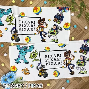 「PIXAR! PIXAR! PIXAR!」キービジュアル　フェイスタオル ￥1,540円(税込)