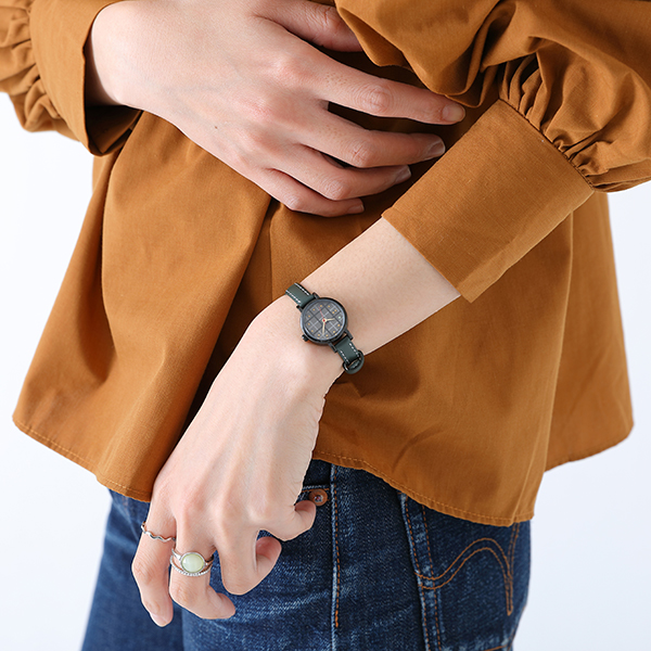 『刀剣乱舞-ONLINE-』コラボレーション 腕時計 篭手切江モデル