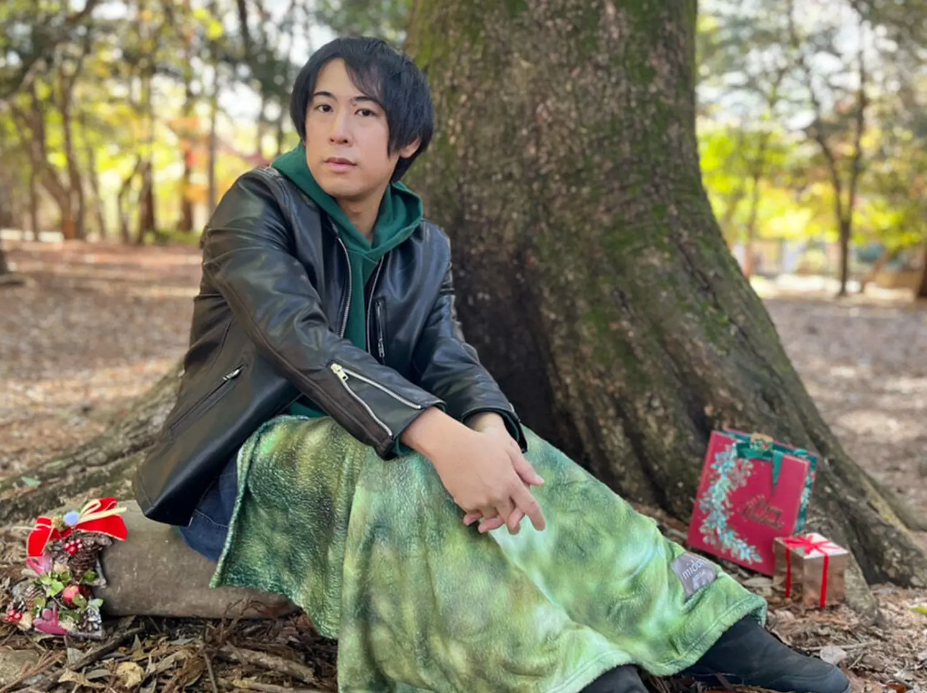 緑好き声優・白井悠介さんが代表的な緑キャラと夢の2ショット！「奇跡のコラボじゃん」