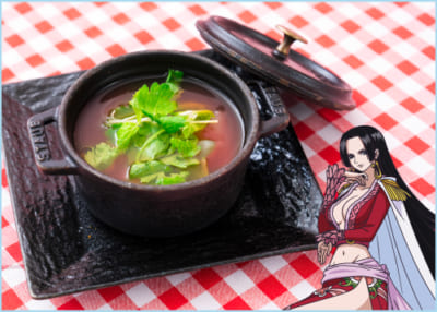 「スイーツブッフェ〜ワンピース ガールズパーティ〜」ハンコックの火鍋風スープ