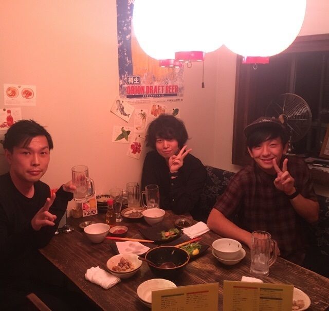 声優の斉藤壮馬さん お笑い芸人の向井さんと岩井さんの3人で食事に どういう組み合わせかわかりますか にじめん